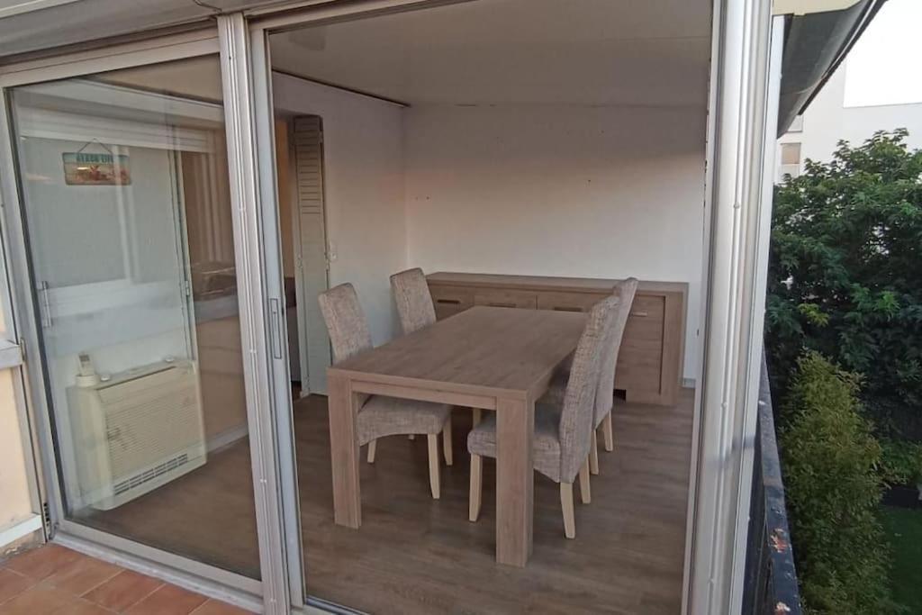 Appartement En Bord De Plage - A 50 M De La Mer Canet-en-Roussillon Exterior foto